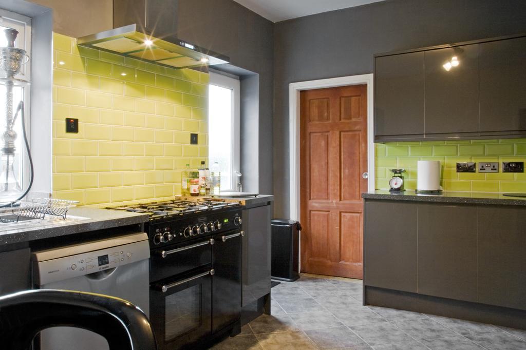 Oaklands Apartment Wolverhampton Exterior photo
